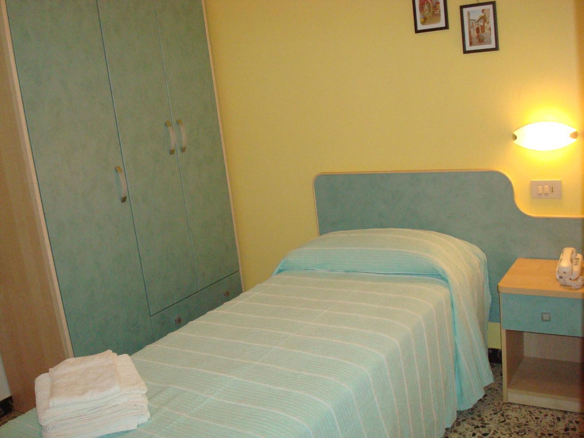 Hotel Villa Ersilia Rimini B&B Extérieur photo