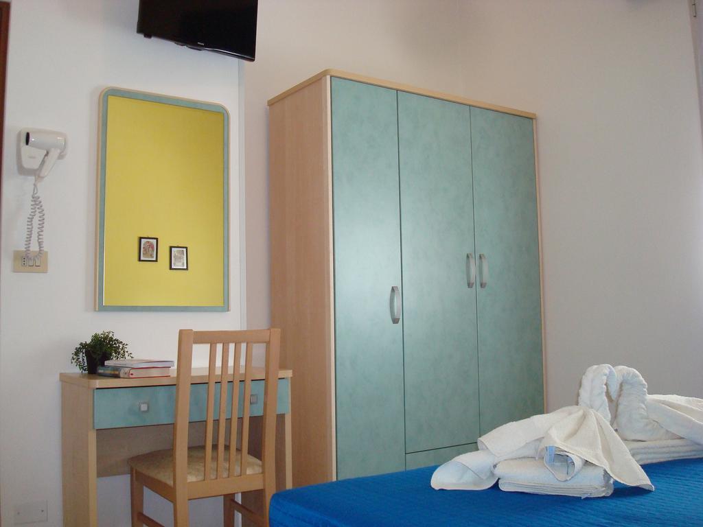 Hotel Villa Ersilia Rimini B&B Extérieur photo