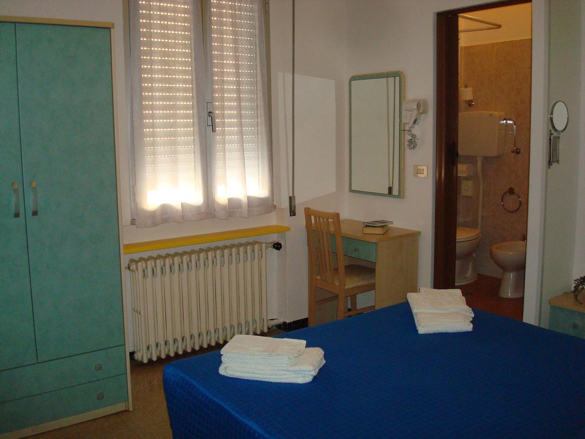 Hotel Villa Ersilia Rimini B&B Extérieur photo