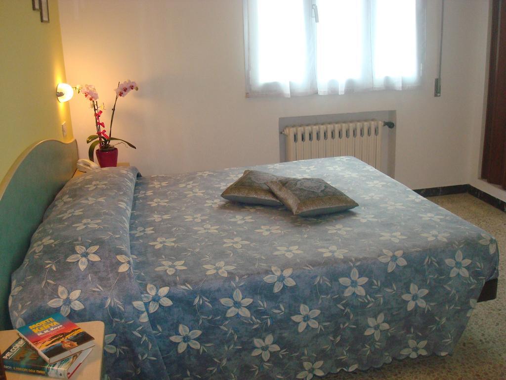 Hotel Villa Ersilia Rimini B&B Extérieur photo